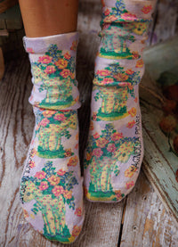 Magnolia Pearl Floral Lamb MP Socks