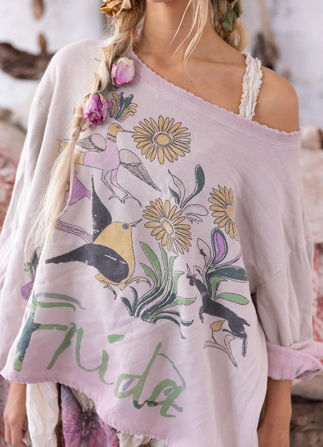 Magnolia Pearl Flight Flowers Frida Nago Sweatshirt