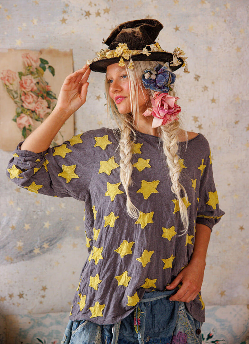 Magnolia Pearl Star Appliqué Viggo Tee