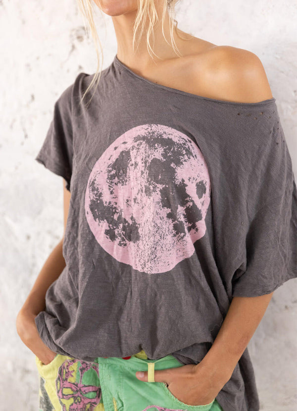 Magnolia Pearl Strawberry Moon T