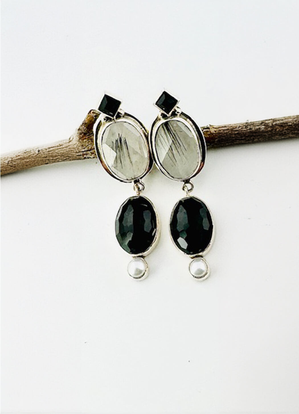 Echo of the Dreamer Faceted Onyx Tourmilated Quartz Pearl Earring