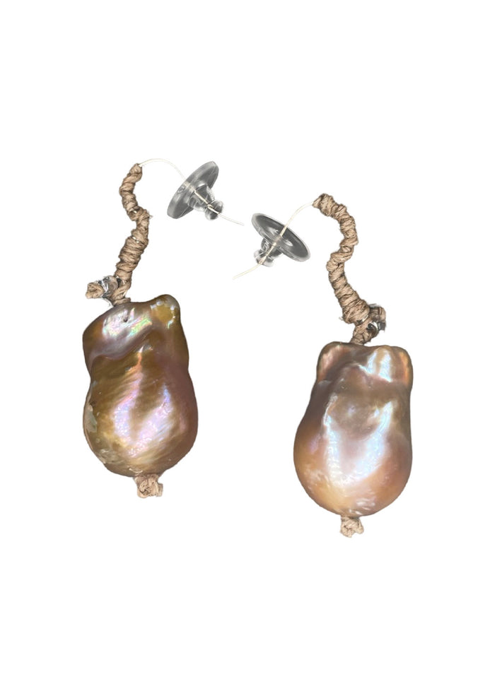 Mela Jewelry Tan Pearl Earring