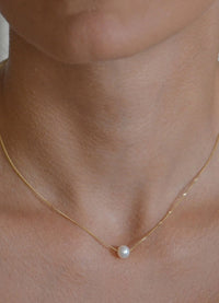 Blessing Necklace In White Pearl and Gold-Filled