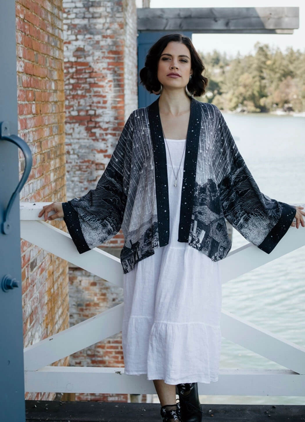 Market of Stars Stargazer Pixie Duster Bamboo Kimono with Falling Stars