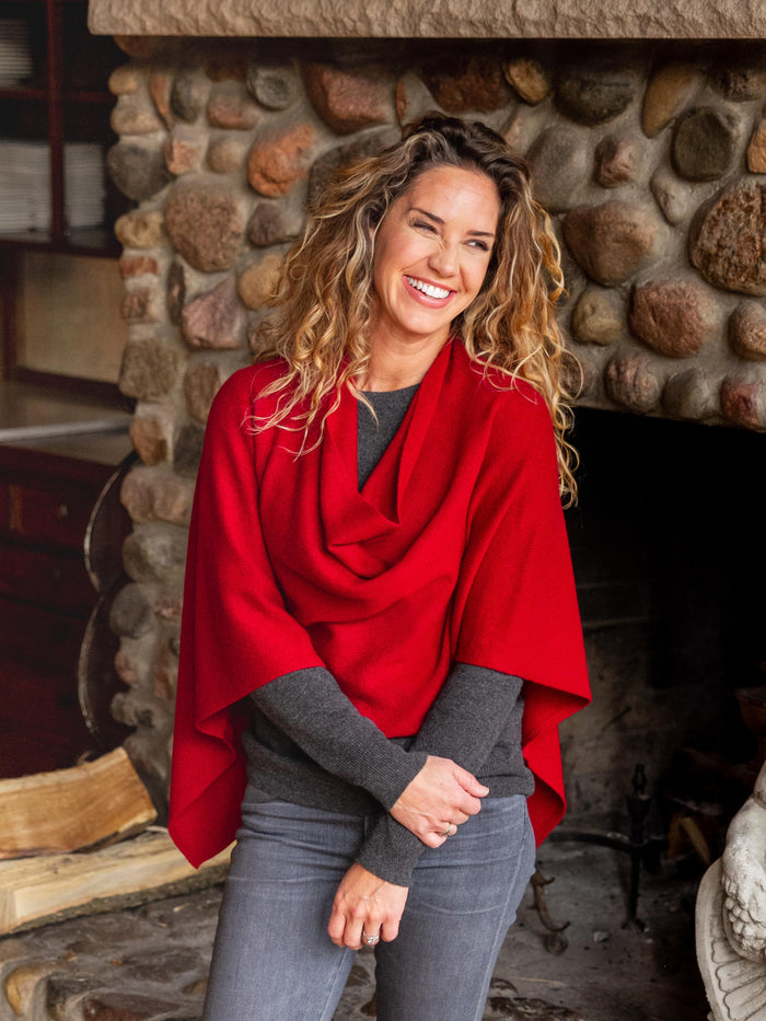 Alashan Cashmere Poncho in Crimson