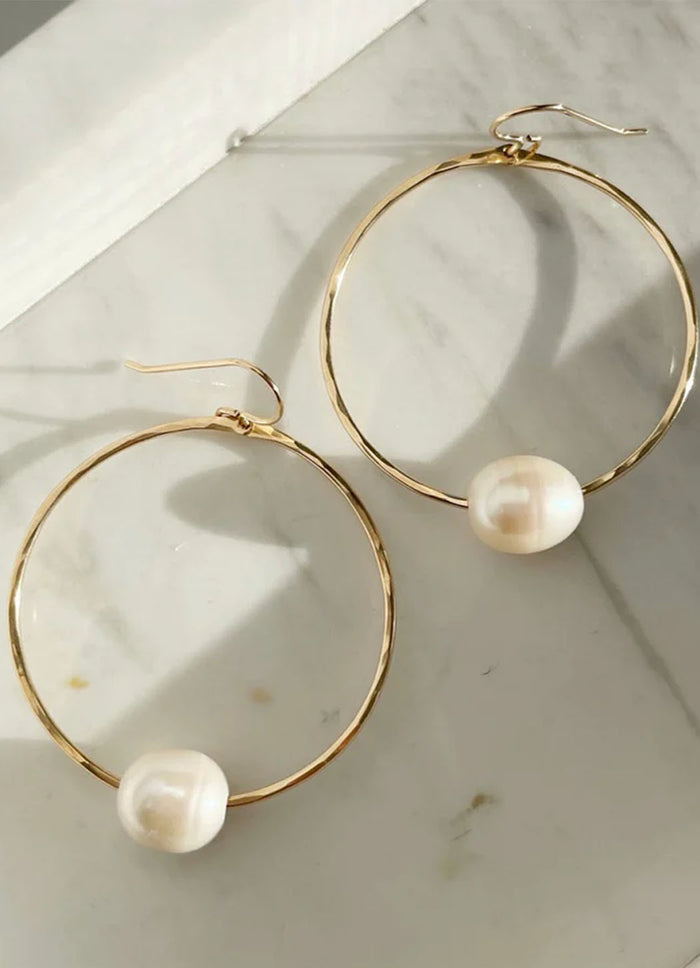 Token Jewelry Pearl Hoops